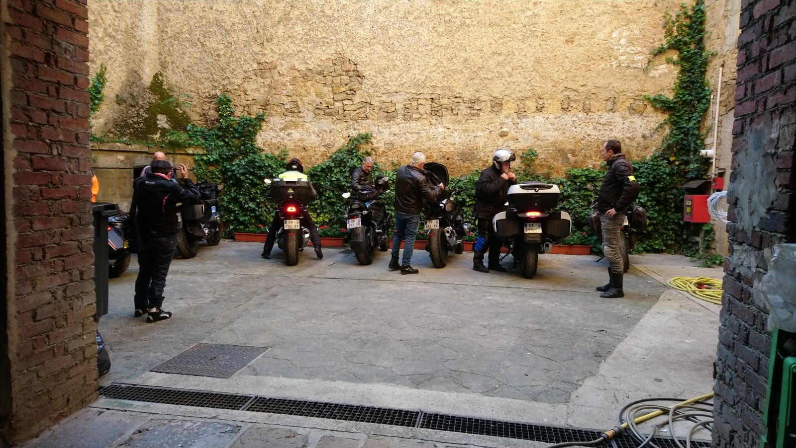 PHOTO-2025-05-09-20-15-22