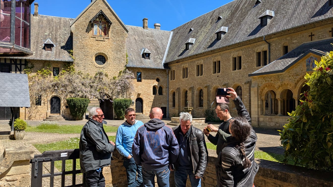 PHOTO-2025-05-10-18-31-35(2)