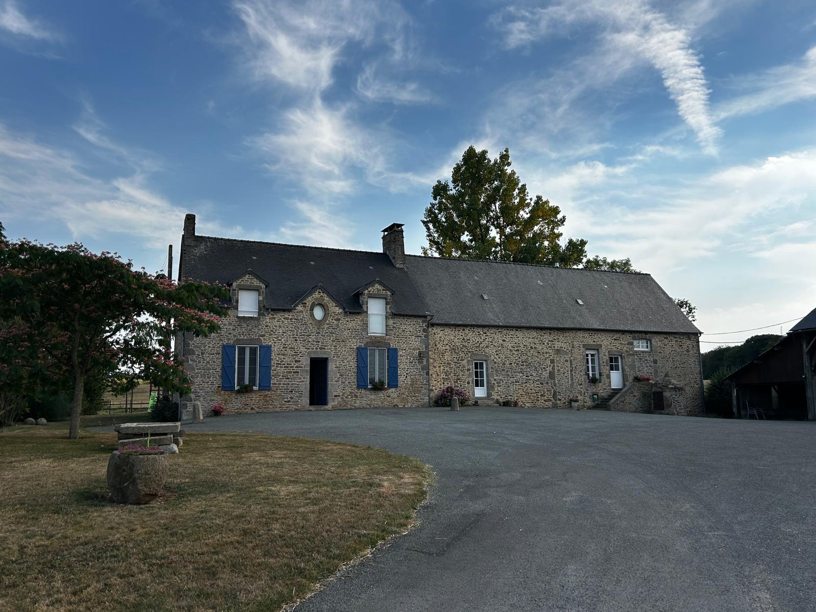 PHOTO-2025-08-17-10-08-58