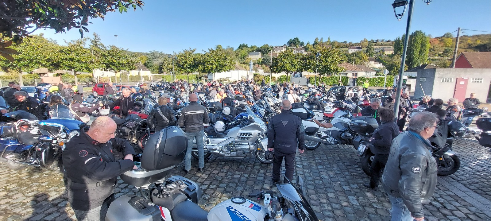 PHOTO-2025-10-05-19-50-01(1)