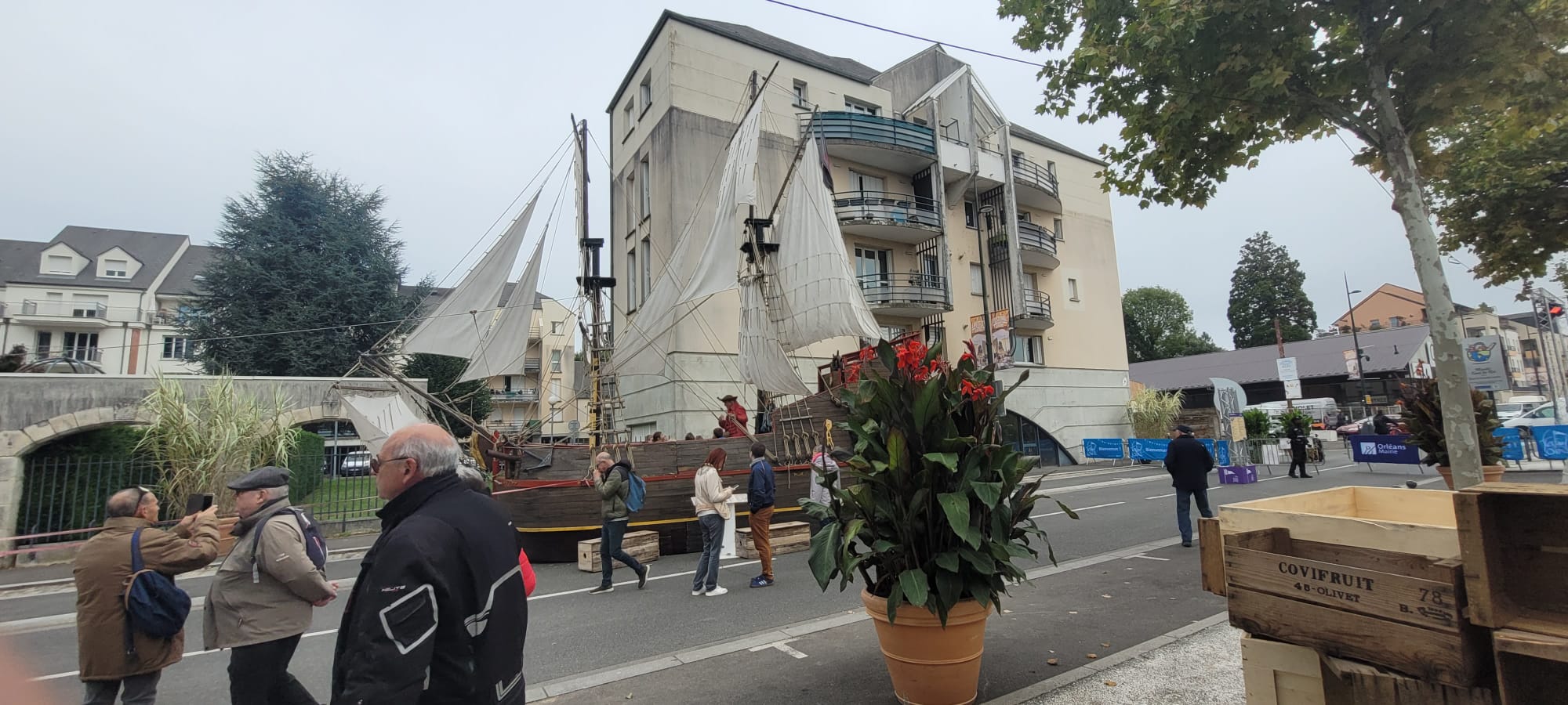 PHOTO-2025-10-06-10-43-00(3)